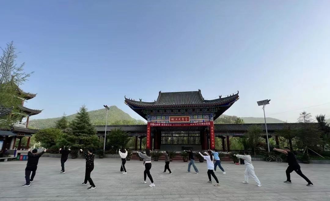 04de1a7ccd2ef50ea612fed6bdd0aab.jpg 04de1a7ccd2ef50ea612fed6bdd0aab.jpg